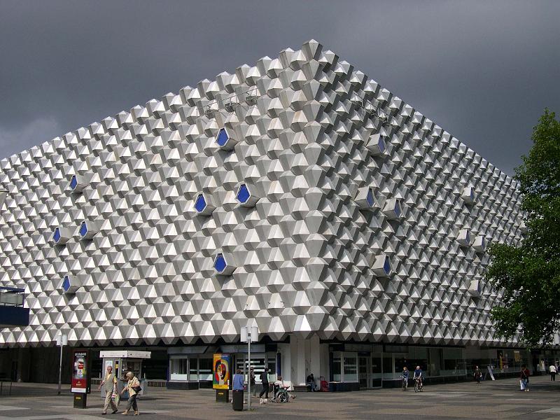 Dresden-Altstadt, Centrumkaufhaus, 20.9.2006.JPG